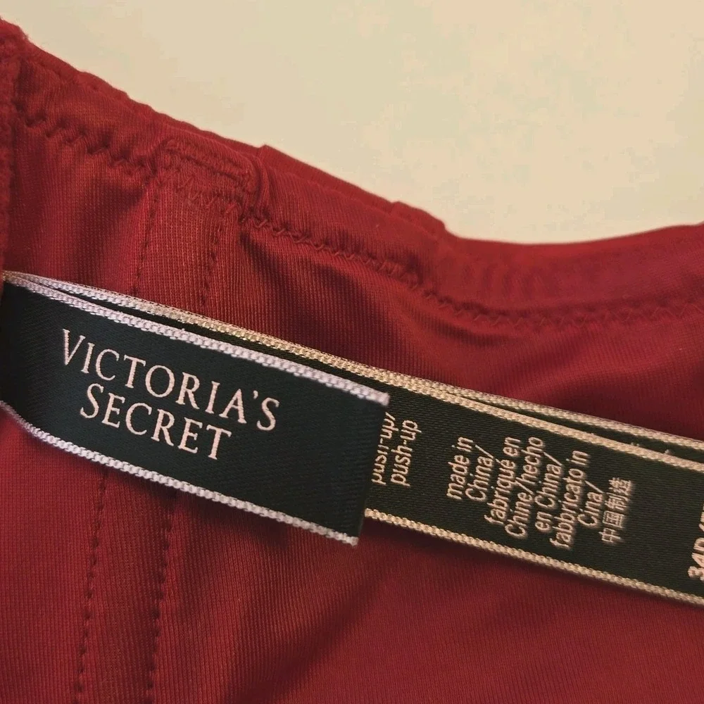 Victoria's Secret Very‎ Sexy Push Up Bra Corset Details Red Front Clasp Size 34D